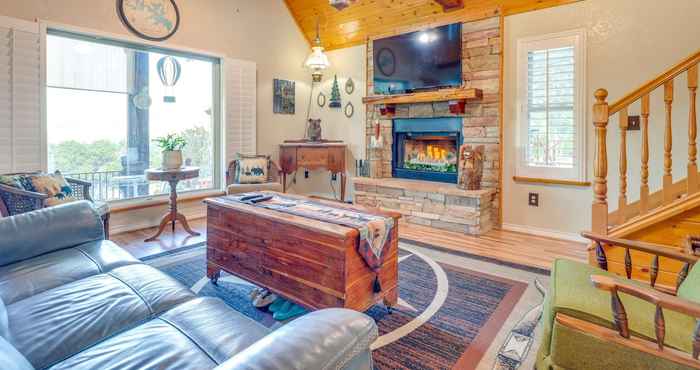 Others Pet-friendly Canyon Lake Cabin, 1 Mi to Water!