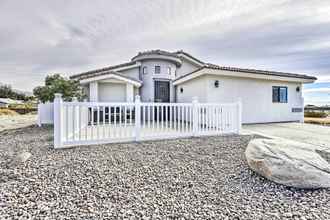 Others 4 Stunning Desert Retreat w/ Backyard Oasis!