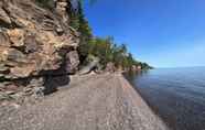 Others 3 Tofte Escape w/ Balcony & Lake Superior Views