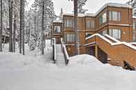 Others Lake Tahoe Mountain Condo < 2 Mi to Nevada Beach!