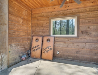 Others 2 Expansive Luxury Cabin: Game Room, Fire Pit, Deck!