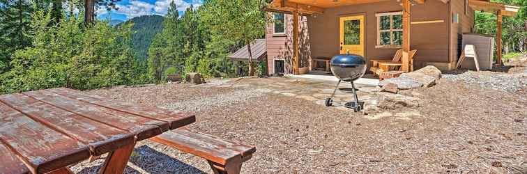 Others Secluded Leavenworth Cabin w/ Mtn Views & Fire Pit