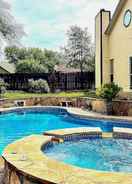 Imej utama Home w/ Heated Pool & Hot Tub Near Seaworld!