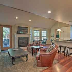 ภาพหลัก 1 Family Getaway w/ Hot Tub < 2 Mi to Dtwn Bend, Old Mill District Hotels