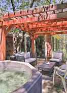 Imej utama Private Home W/hot Tub & Patio Near Downtown Tulsa