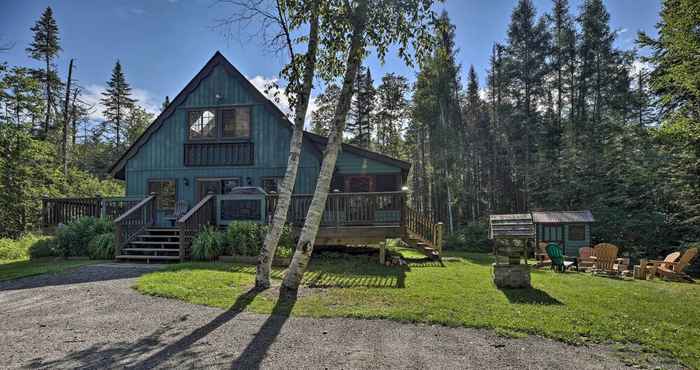 Others Charming Lake Placid Chalet w/ Deck & Forest Views