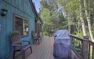 Khác 6 Charming Lake Placid Chalet w/ Deck & Forest Views