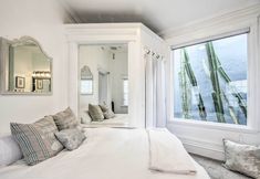 Others 5 San Diego Home w/ Deck & Yard - 2 Blocks to Bay!