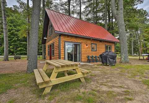 Lain-lain Big Arbor Vitae Lake Cabin: Fish, Boat & Hike