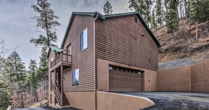 Others Expansive Ruidoso House w/ Hot Tub, Deck & Grill!