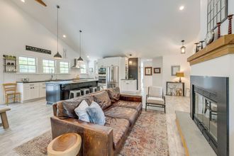 その他 4 Distinctive Hamptons Home w/ Pool Near Bay, Ocean