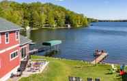 Others 4 Spacious Lakeside Family Home on Big Bearskin Lake