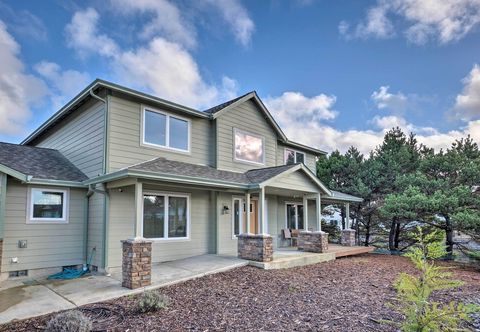 Lainnya Spacious Bandon Getaway - 2 Blocks to Ocean!