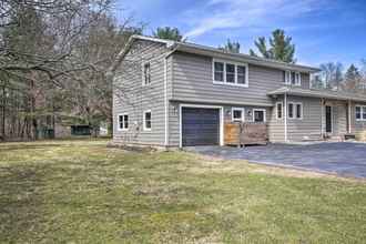 Others 4 Stylish Pine Plains Home Near Parks & Hiking!