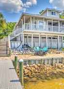 Imej utama Bayfront Niceville Getaway w/ Private Dock!