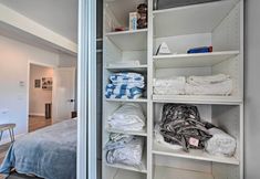 Others 3 Stylish San Diego Apartment w/ Smart TV!