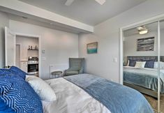 Others 4 Stylish San Diego Apartment w/ Smart TV!