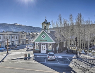 Others 2 Main St Condo w/ Balcony: 7 Mi to Copper Mtn!