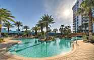 Others 4 Palms of Destin Poolside Oasis - Walk to Beach!