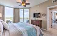 Others 7 Palms of Destin Poolside Oasis - Walk to Beach!