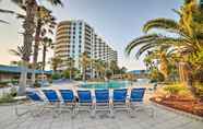 Others 3 Palms of Destin Poolside Oasis - Walk to Beach!