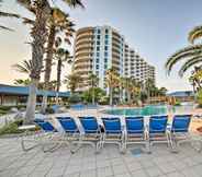 Khác 3 Palms of Destin Poolside Oasis - Walk to Beach!