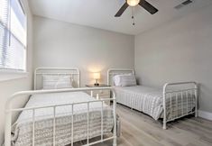 Others 2 Fort Walton Beach Townhome < 3 Mi to the Beach!