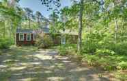 Lainnya 5 Charming Martha's Vineyard Home Near Beach & Town!