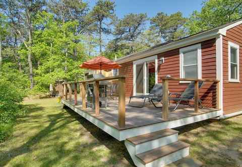 Others Charming Martha's Vineyard Home Near Beach & Town!