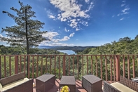 Lainnya Pet-friendly Home: Panoramic Mtn & Lake Views, A/C