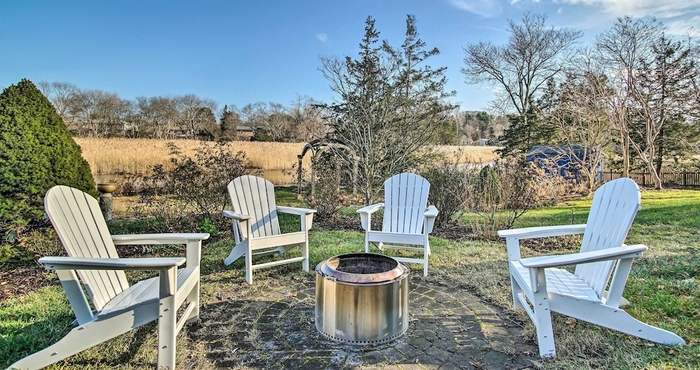 Others Riverfront Kingston Home w/ Deck & Fire Pit!