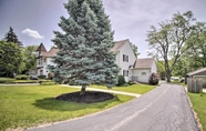 อื่นๆ 7 Centrally Located Gurnee Townhome w/ Deck!