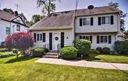 อื่นๆ 2 Centrally Located Gurnee Townhome w/ Deck!