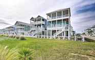 Others 4 Galveston Home w/ Balconies, 1 Block to Beach