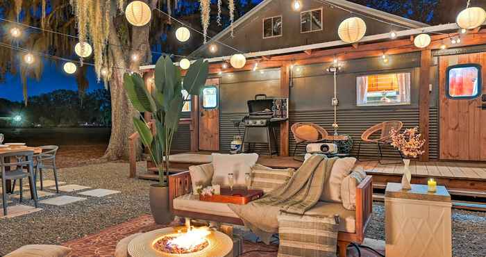 Others Charming Tiny Home w/ Private Hot Tub!