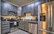 Others 5 Lovely Raleigh Townhome ~ 6 Mi to Downtown!