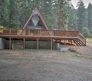 Lain-lain 3 Woodsy A-frame Chalet Half Mile to Cle Elum Lake!