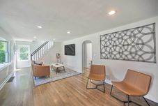 其他 Artsy Upstate Getaway w/ Huge Private Yard!