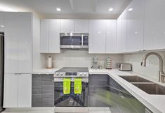 Khác 2 Canal-front Condo: Walk to Downtown Ft Lauderdale!