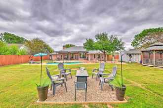 Lainnya 4 Granbury Abode w/ Pool & Grill ~ 3 Miles to Lake!