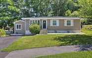 Lain-lain 5 Worcester Family Home w/ Expansive Backyard!