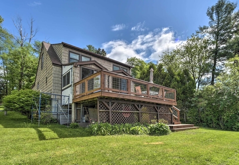 Khác Picturesque Cottage With Sunroom on Ashmere Lake!