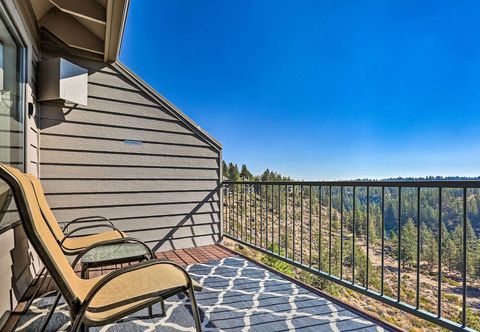 其他 Hiking Trail & Hot Tub Access: Bend Condo w/ Deck