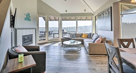 其他 2 Hiking Trail & Hot Tub Access: Bend Condo w/ Deck