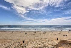 Others 3 Pacific Beach Apartment: Walk to Beach & Pier!