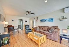 Lainnya 5 Pacific Beach Apartment: Walk to Beach & Pier!