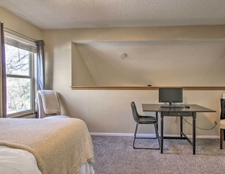 อื่นๆ 2 Manitou Springs Condo w/ Hammock + Mtn Views!