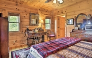 Khác 7 Cabin w/ BBQ + Games - Walk to Blue Ridge Parkway!