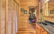 Khác 5 Cabin w/ BBQ + Games - Walk to Blue Ridge Parkway!