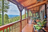 Khác Cabin w/ BBQ + Games - Walk to Blue Ridge Parkway!